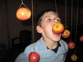 apple dunking